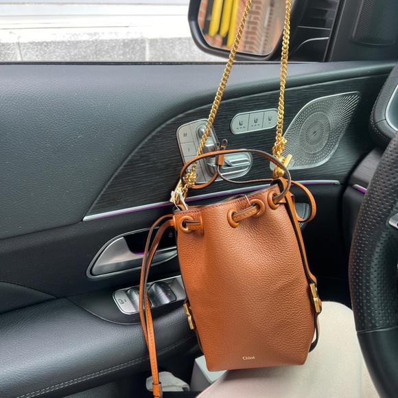 100% authentic Chloe bucket bag - Picture 2 of 5